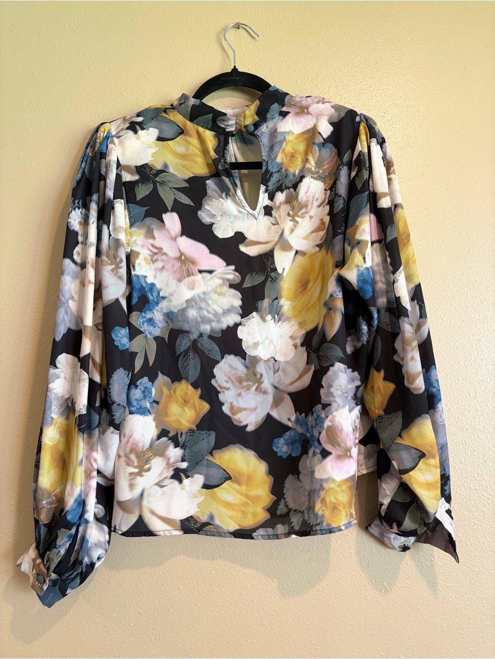 Boheme Black Floral Keyhole Long-Sleeve Blouse